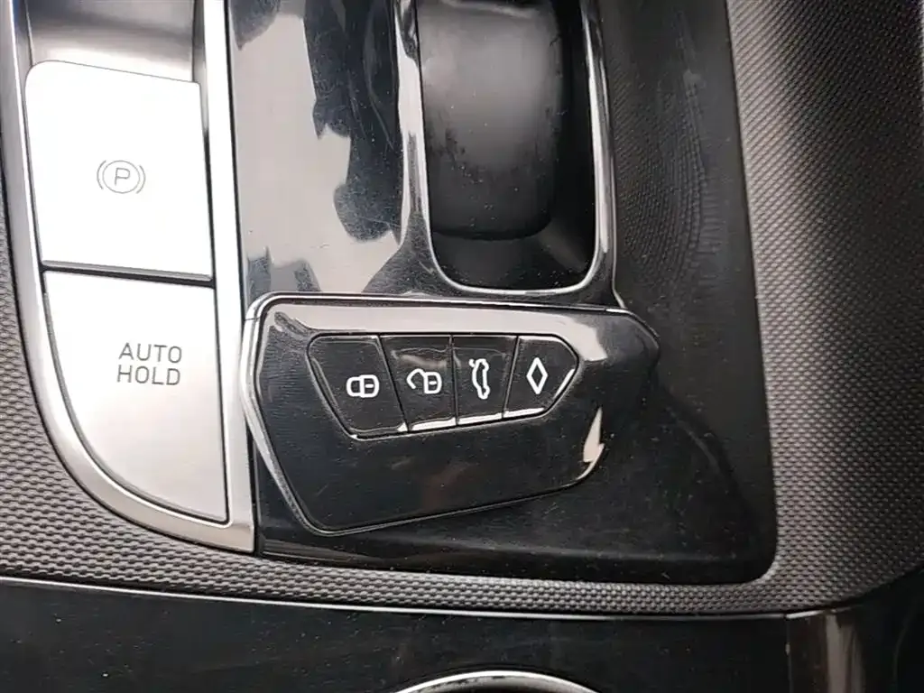 Hyundai Elantra 2022 из CN, фото 2