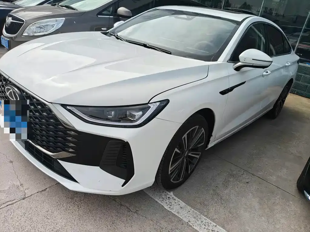 Chery Arrizo 8 PRO