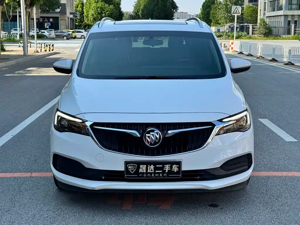 Buick GL6 2023 из CN, фото 3