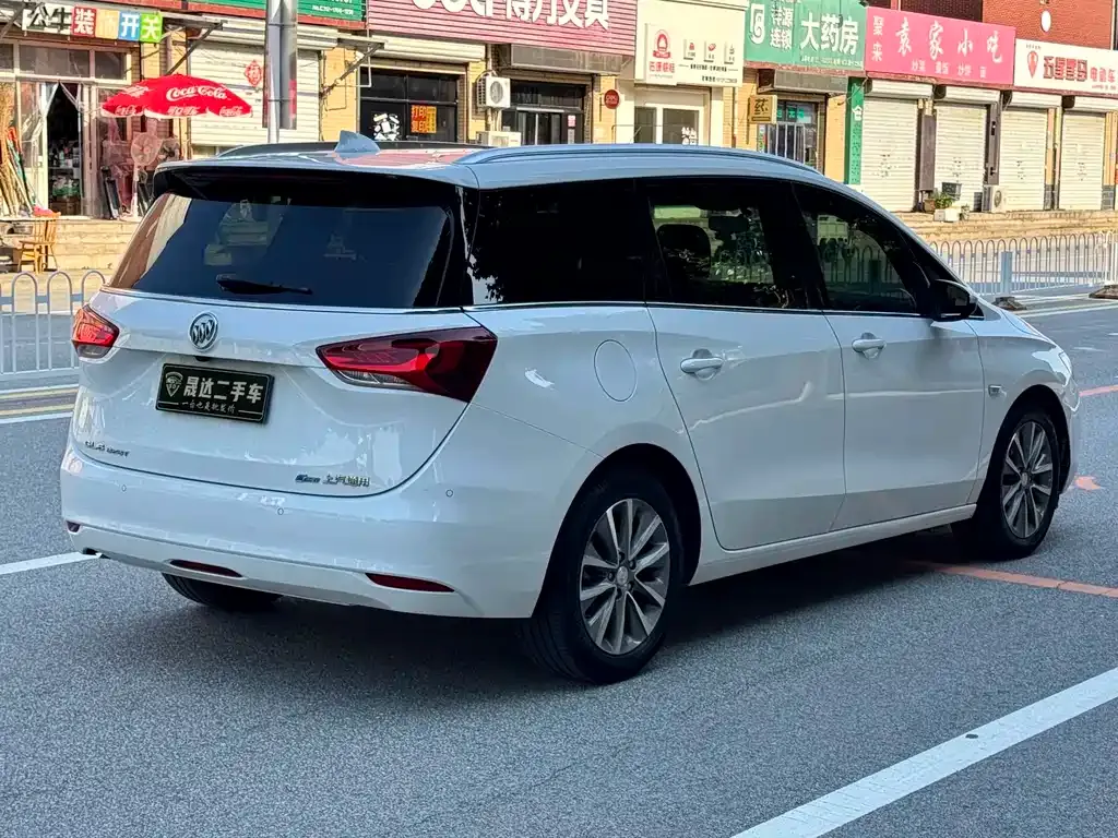 Buick GL6 2023 из CN, фото 7