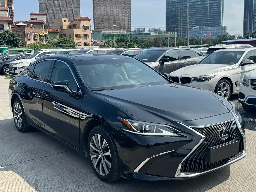Lexus ES 2021 из CN, фото 6