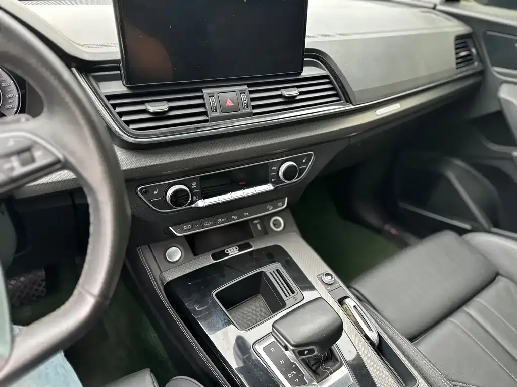 Audi Q5L 2022 из CN, фото 5