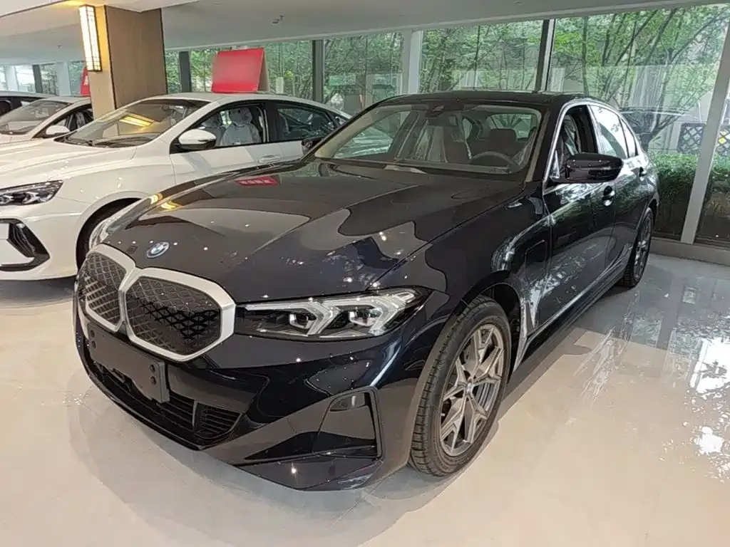 BMW i3 — фото 1