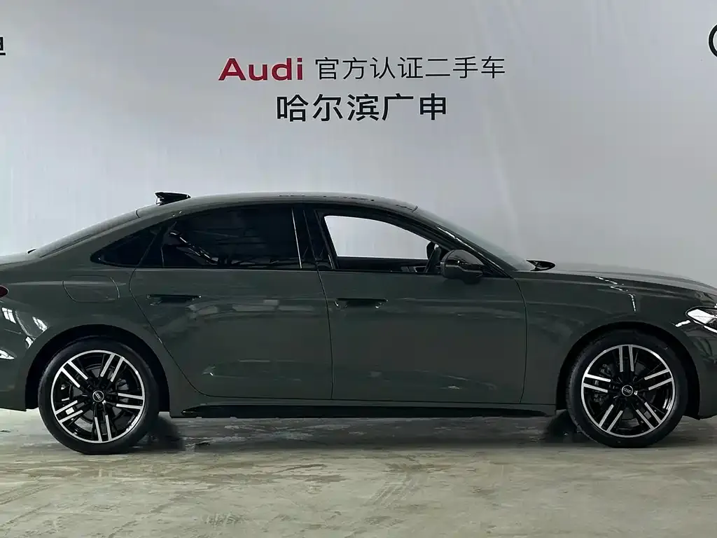 Audi A5L — фото 3