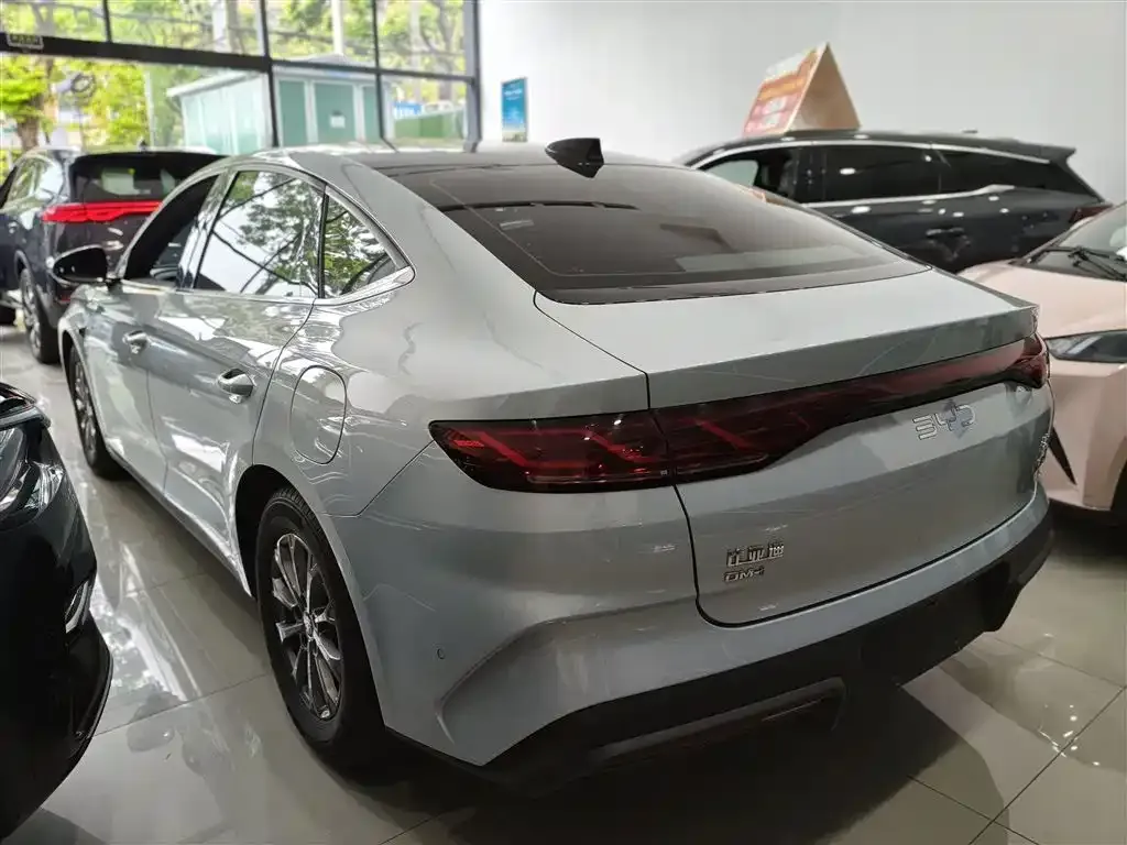 BYD Qin L — фото 2