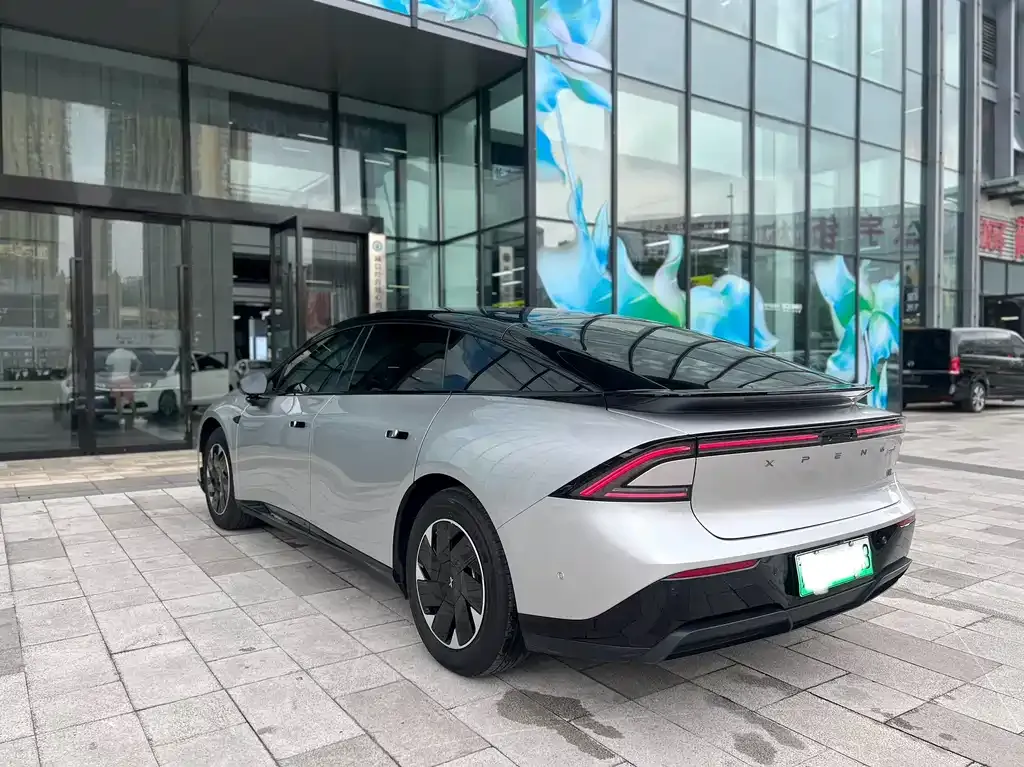 XPeng P7+ — фото 10