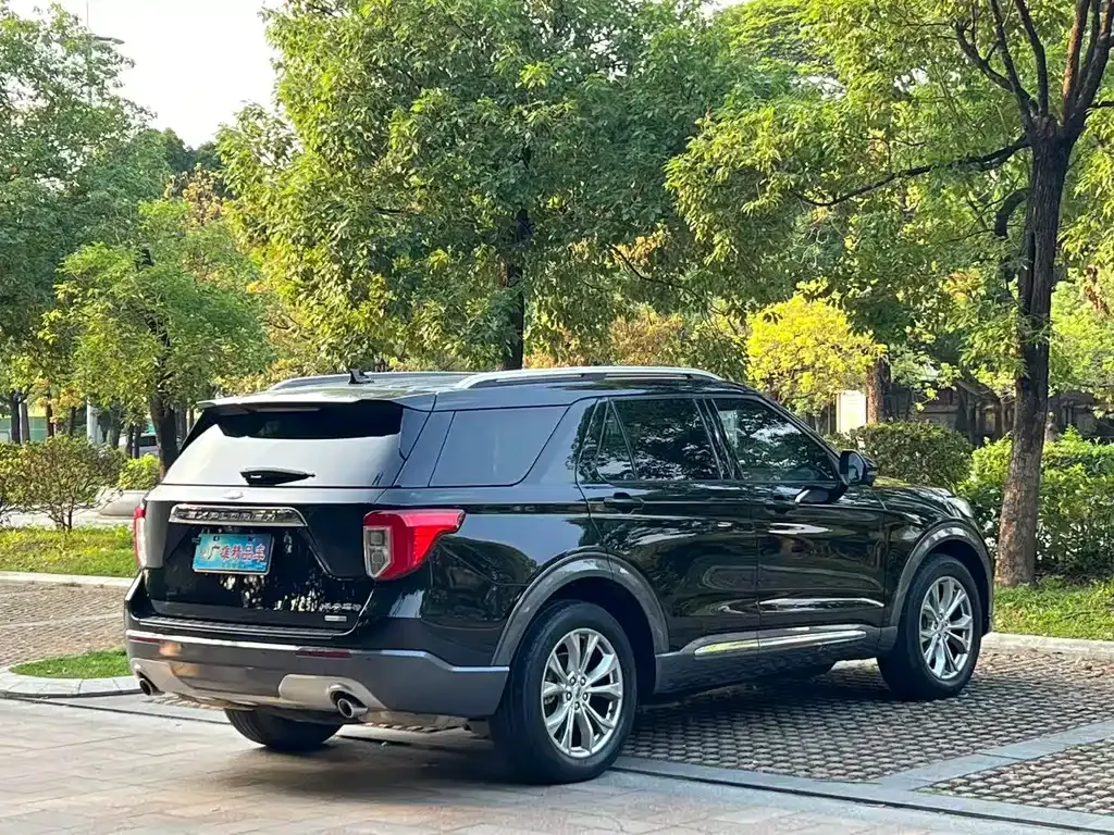 Ford Explorer 2021 из CN, фото 10