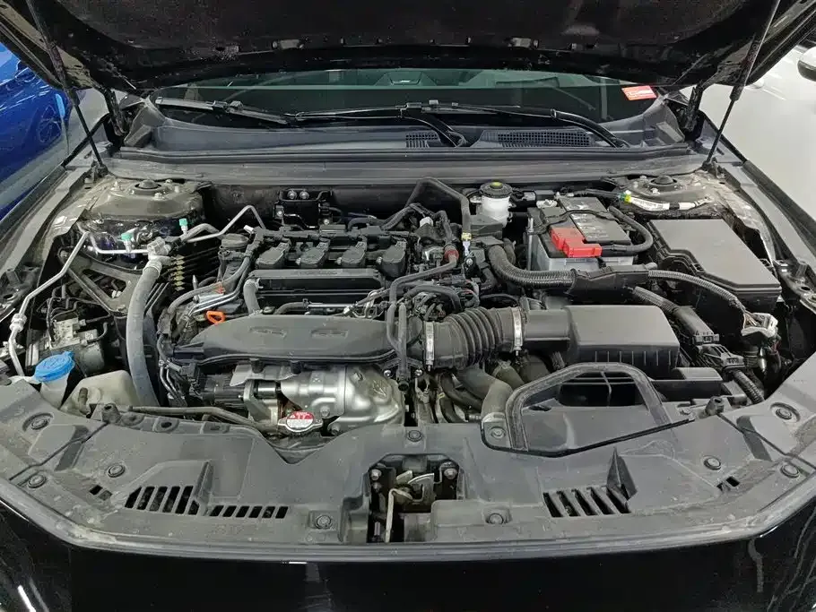 Honda Accord — фото 6
