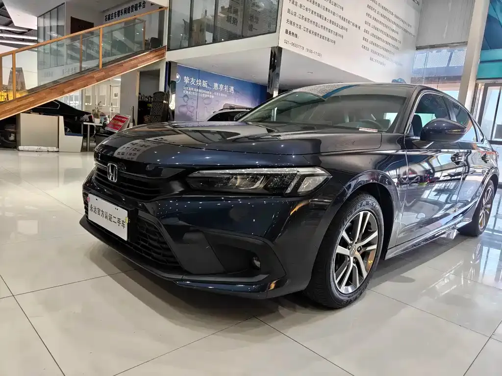 Honda Civic — фото 1