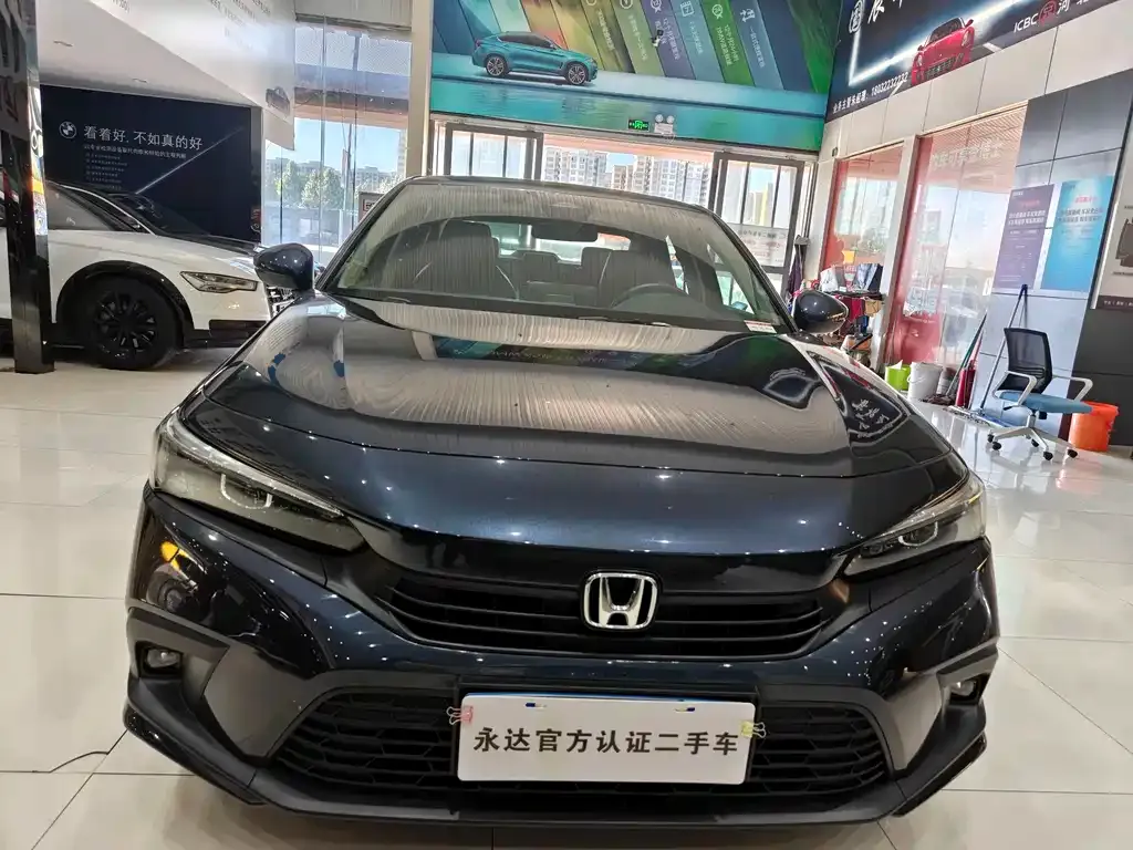 Honda Civic — фото 10