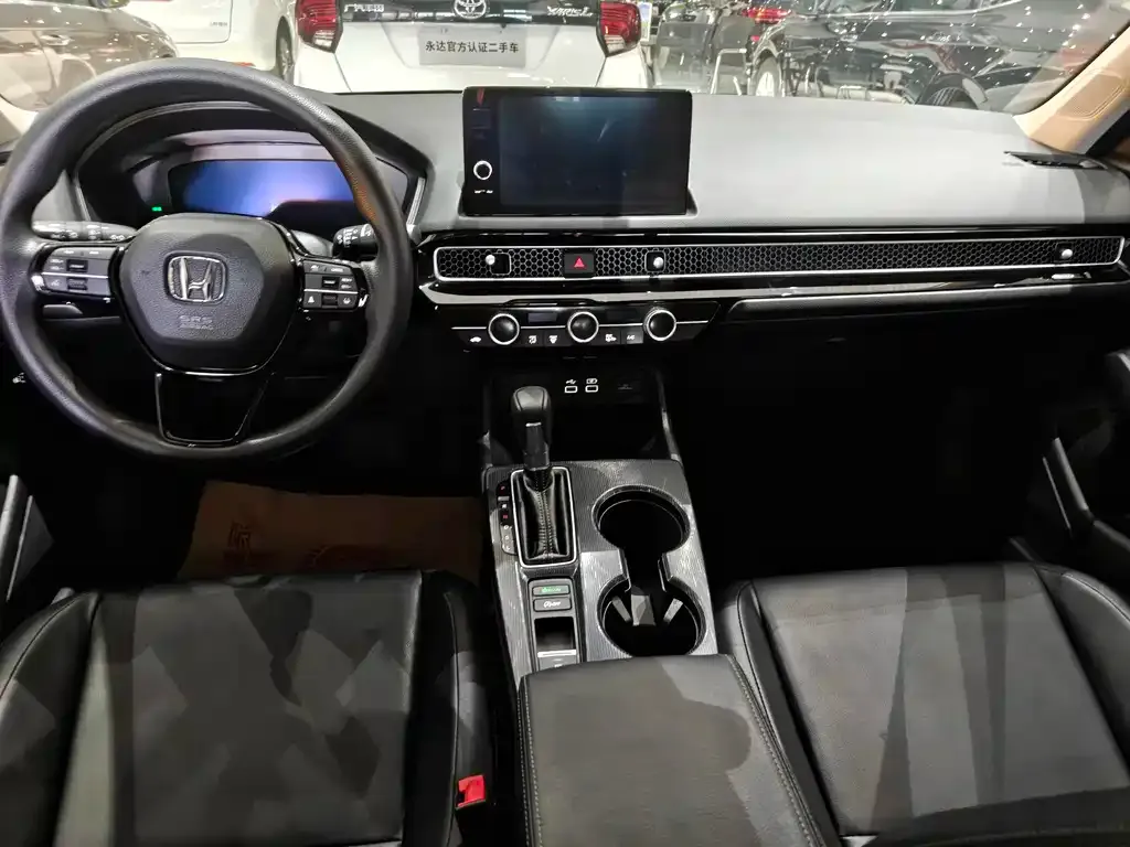 Honda Civic — фото 3