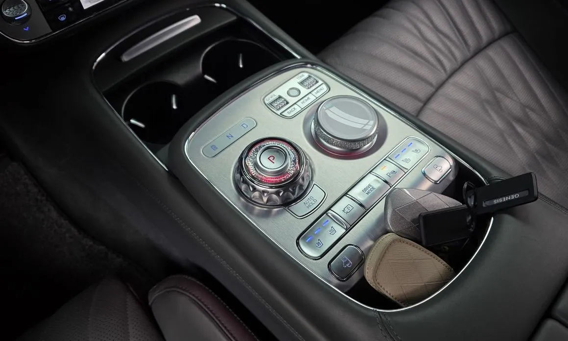 Genesis G90 2024 из KR, фото 2