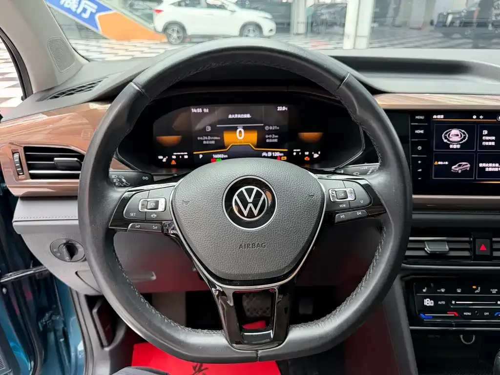 Volkswagen Tharu — фото 3