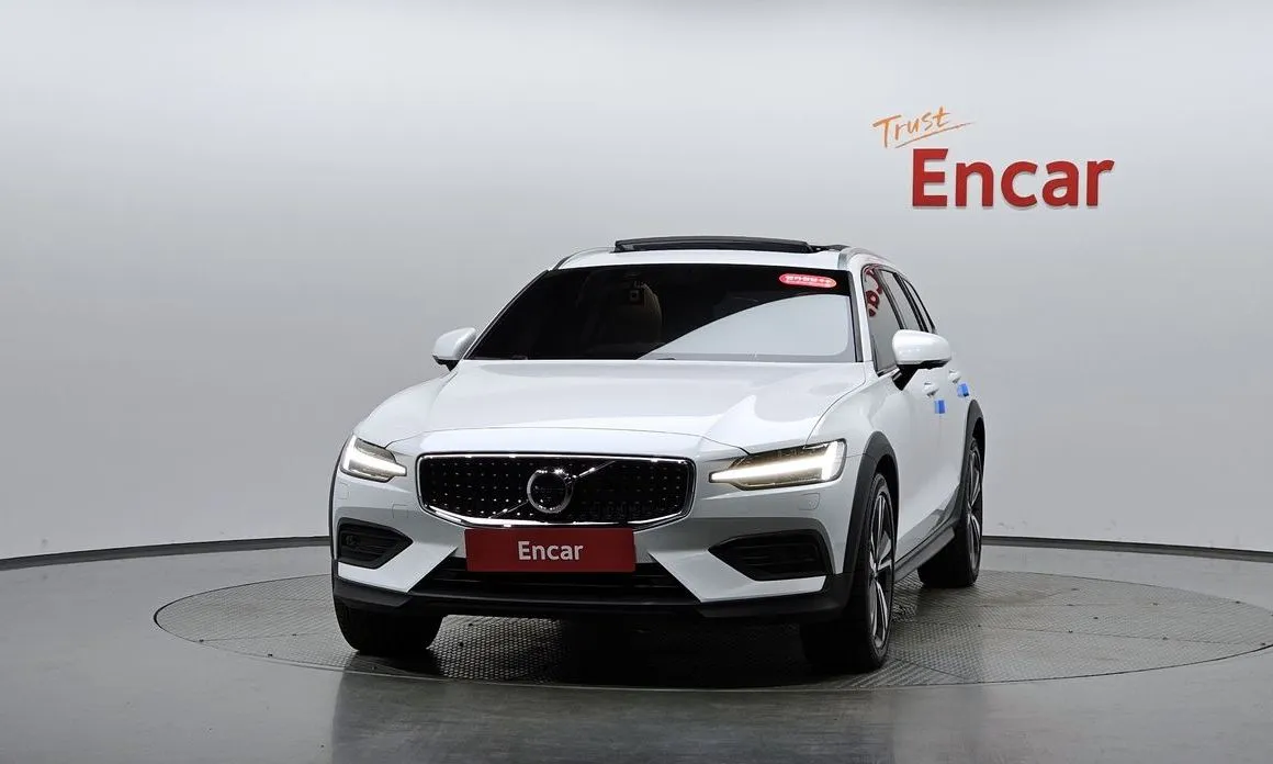Volvo V60 2021 из KR, фото 5