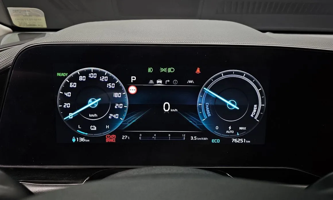 Kia Niro 2023 из KR, фото 4