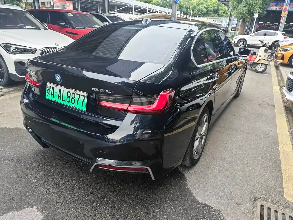 BMW i3 — фото 10