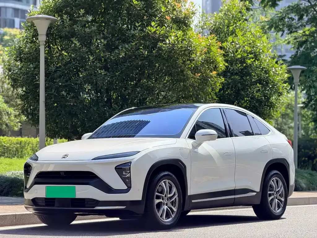 NIO EC6