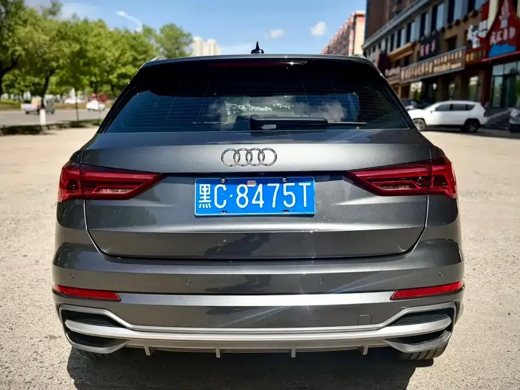 Audi Q3 — фото 4