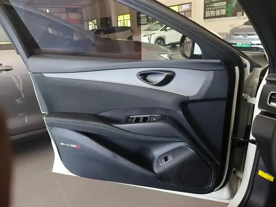 BYD Seal 06 — фото 10