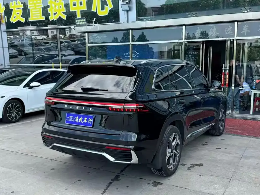 Geely Xingyue L — фото 10