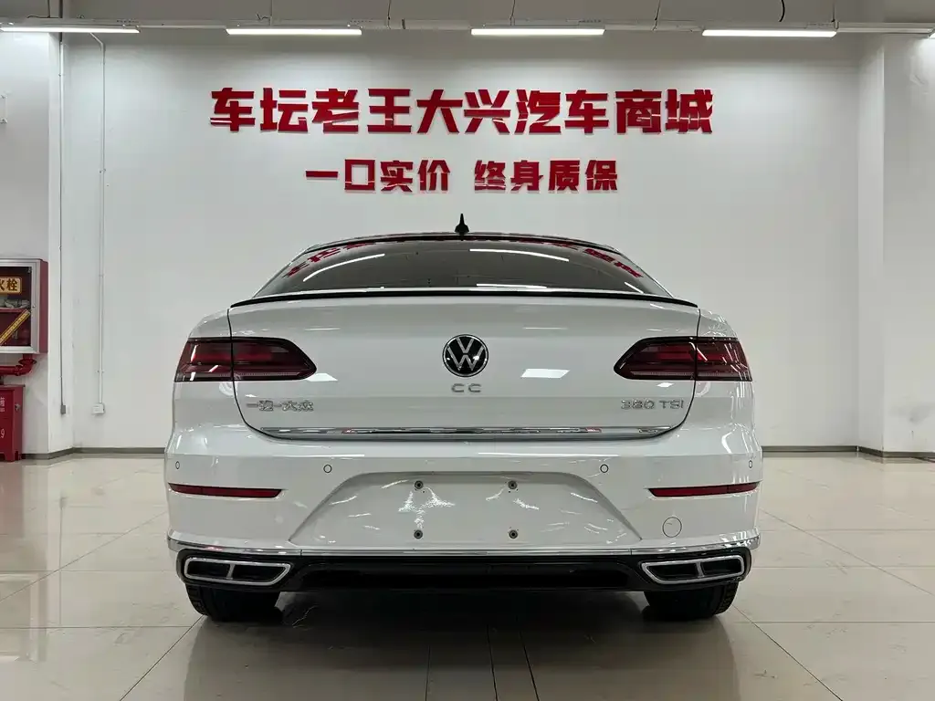 Volkswagen CC — фото 6