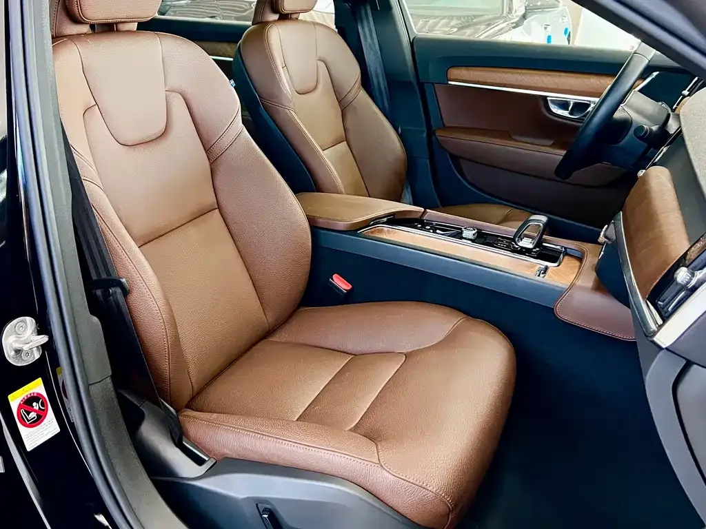 Volvo S90 — фото 10
