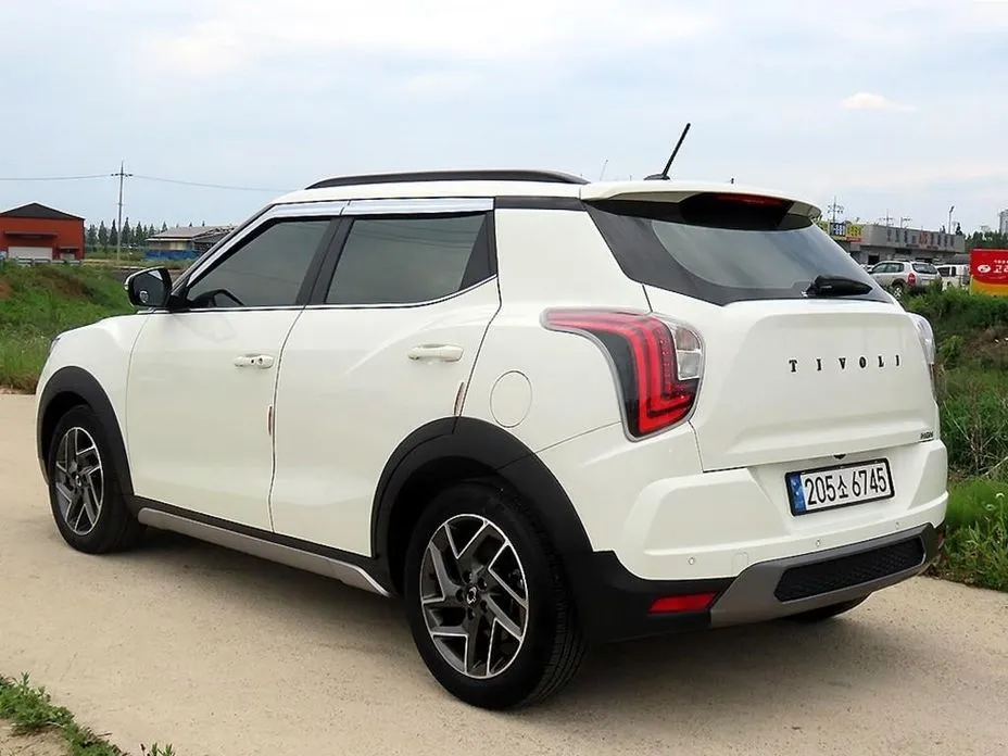 KG Mobility (Ssangyong) TIBOLI 2024 из KR, фото 4