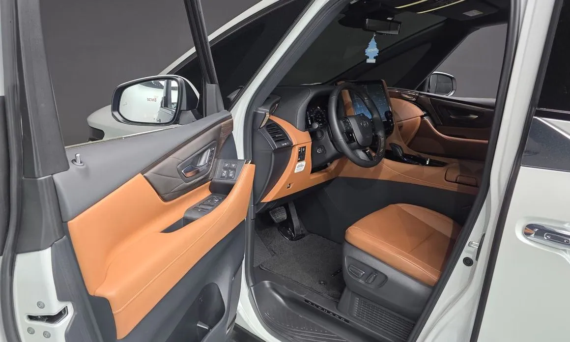 Toyota Alphard 2024 из KR, фото 8