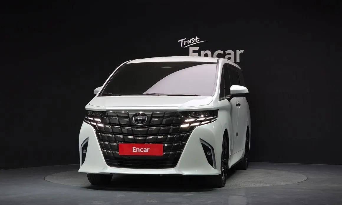 Toyota Alphard 2024 из KR, фото 6