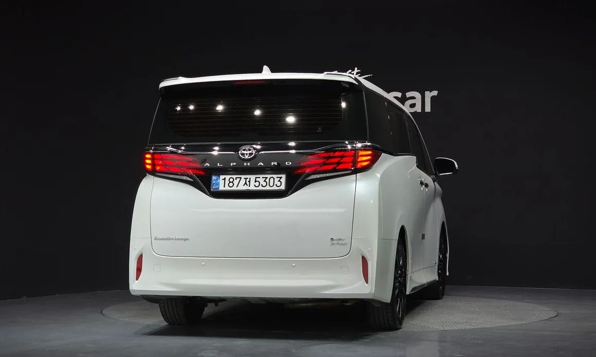 Toyota Alphard 2024 из KR, фото 7