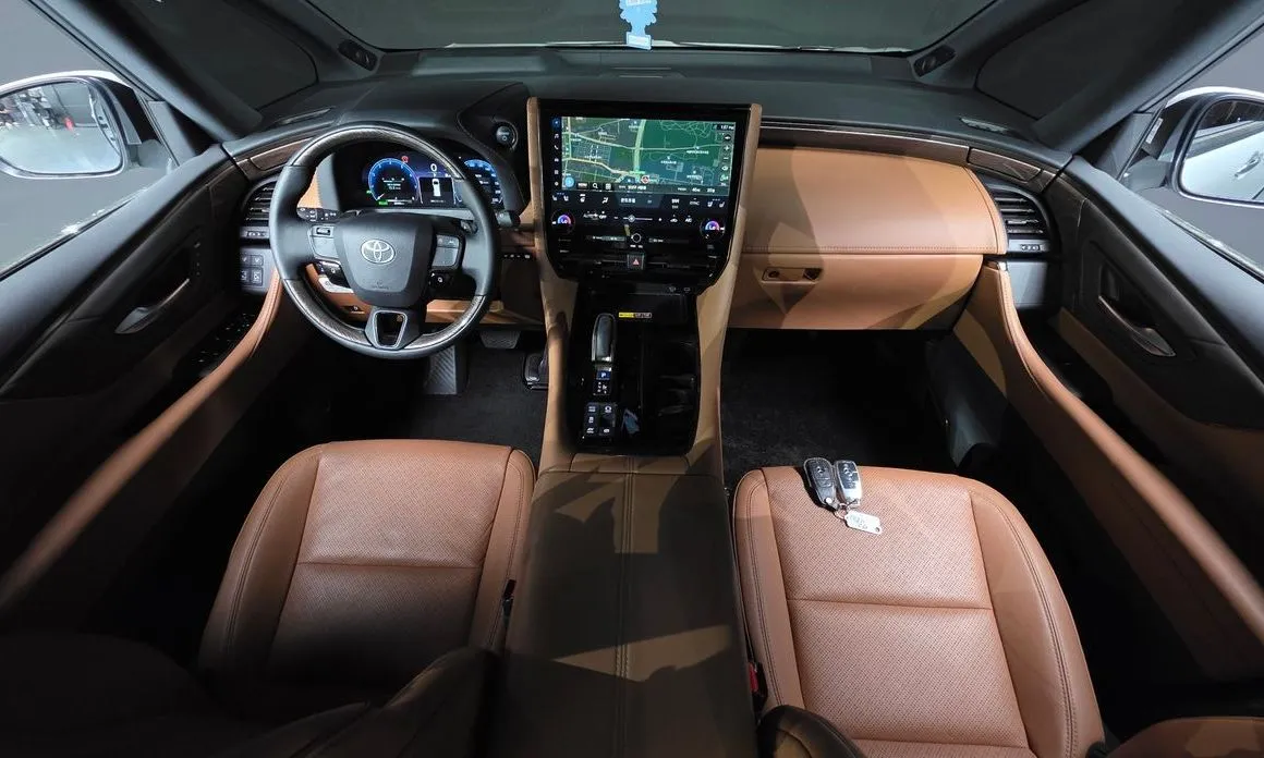 Toyota Alphard 2024 из KR, фото 9