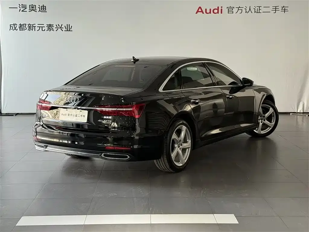 Audi A6L — фото 5