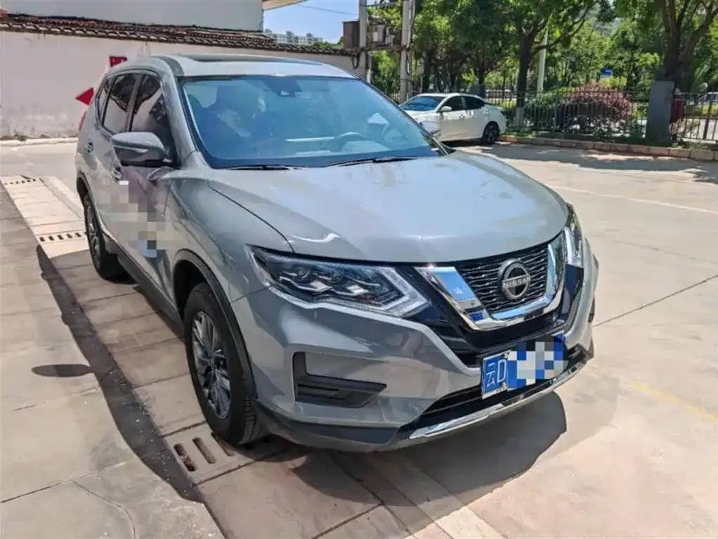 Nissan X-Trail — фото 4