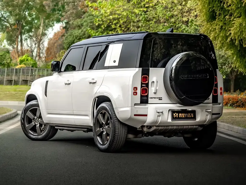 Land Rover Defender — фото 5