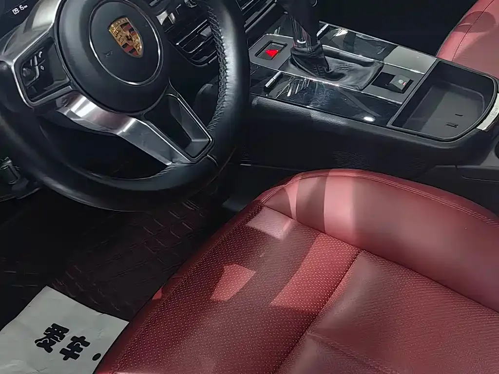 Porsche Macan — фото 3