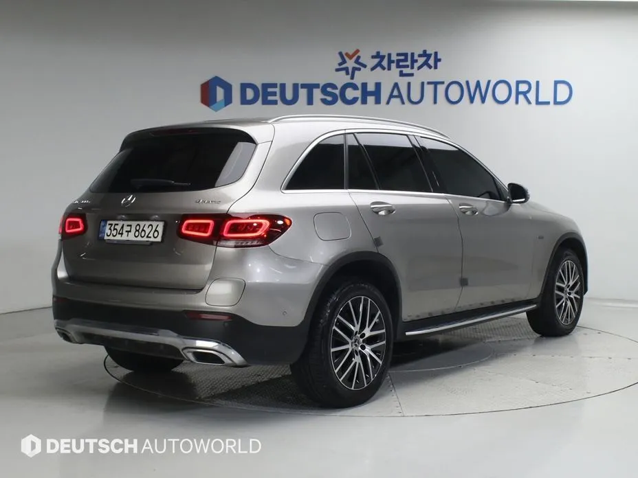Mercedes-Benz GLC-Class 2021 из KR, фото 2