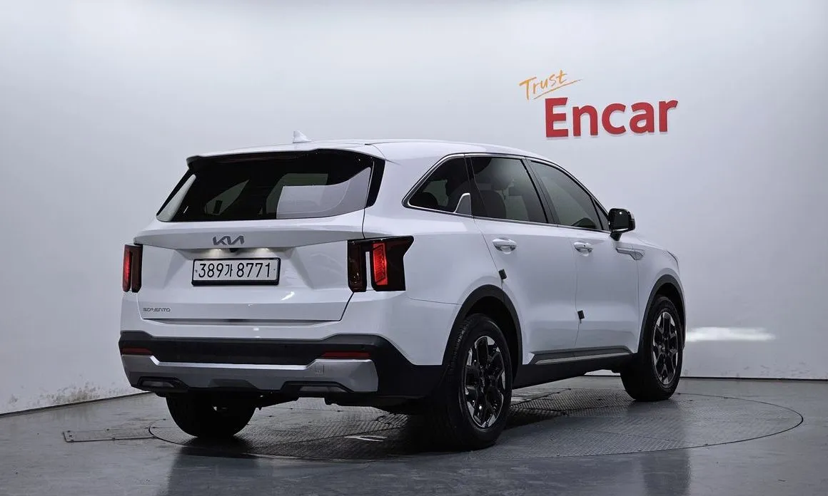 Kia Sorento — фото 6