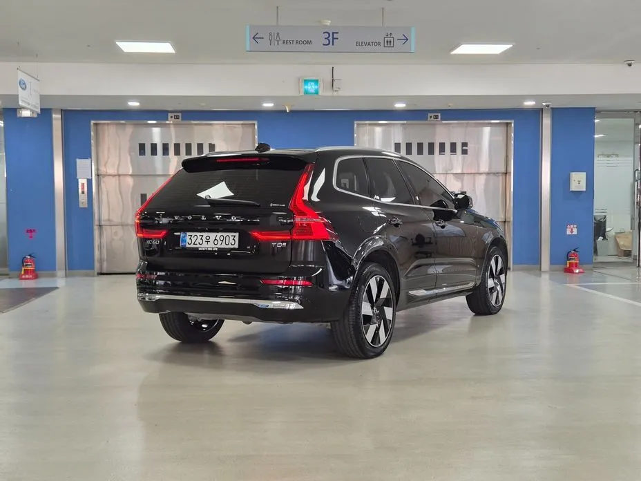 Volvo XC60 2025 из KR, фото 2