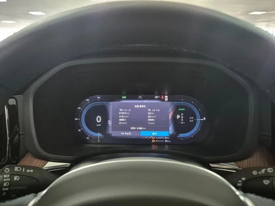 Volvo XC60 2025 из KR, фото 4