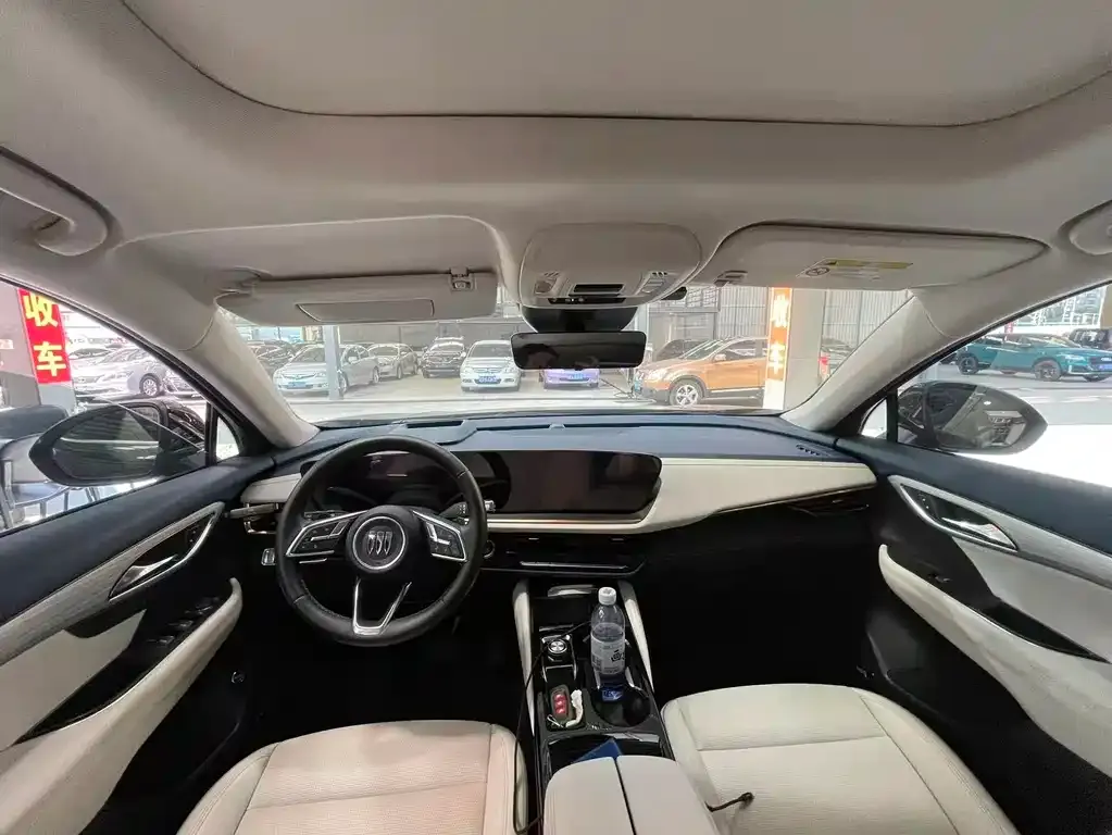 Buick Envision Plus — фото 8