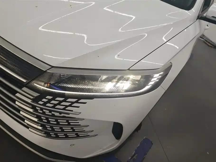 BYD Seal 05 DM-i — фото 8