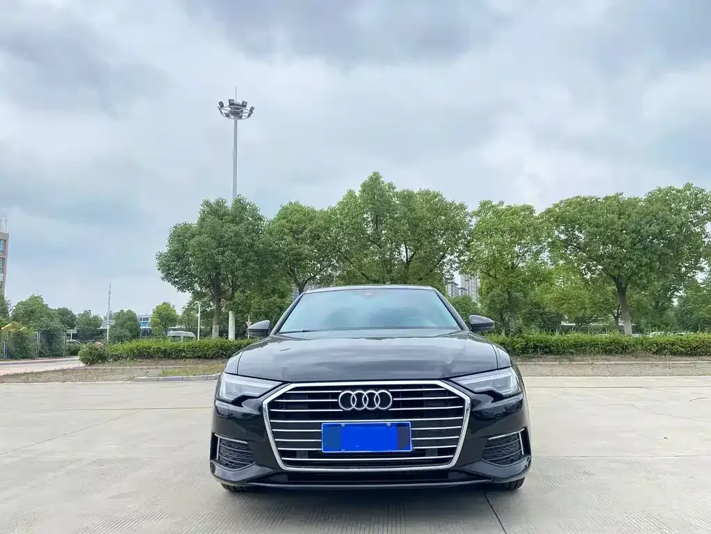 Audi A6L — фото 8