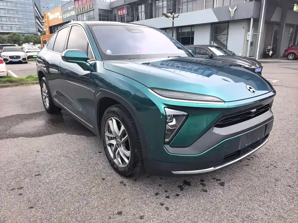 NIO EC6 — фото 9