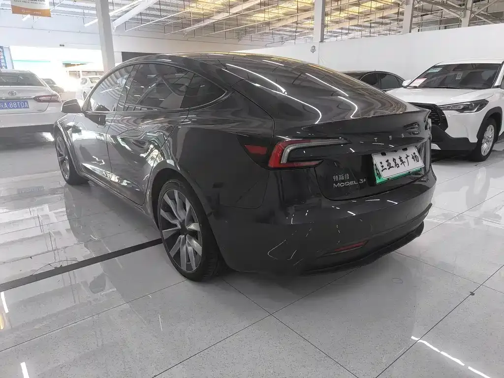 Tesla Model 3 2024 из CN, фото 9