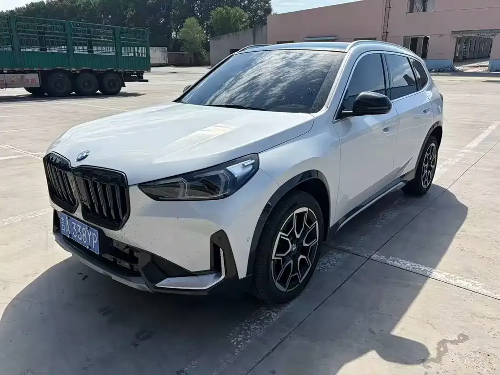 BMW X1 — фото 3