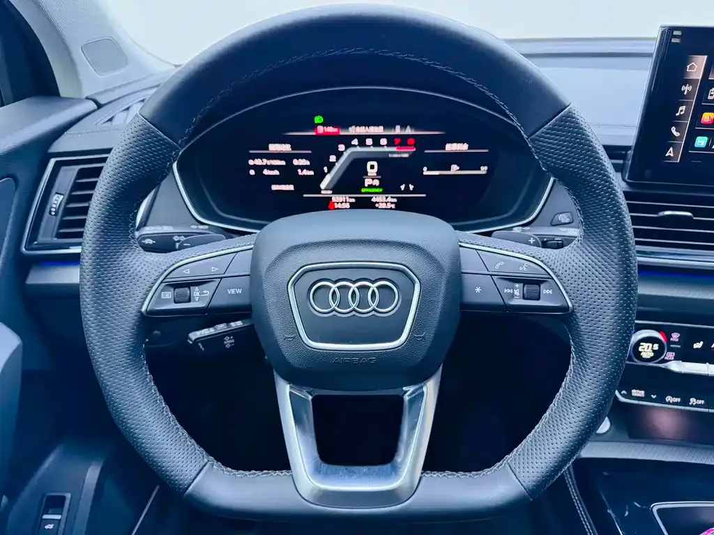 Audi Q5L — фото 2