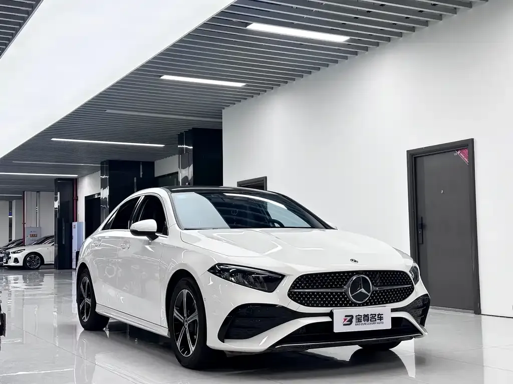 Mercedes-Benz A-Class — фото 2
