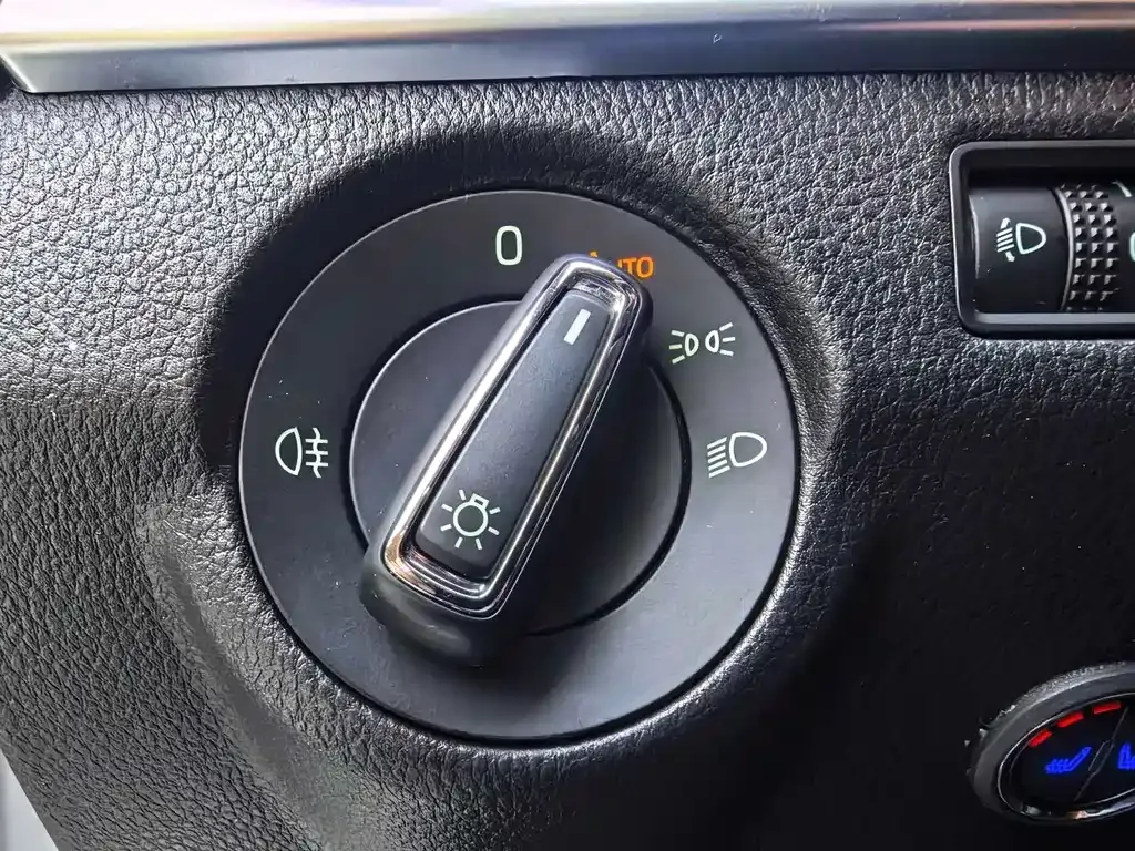 Skoda Kamiq — фото 10