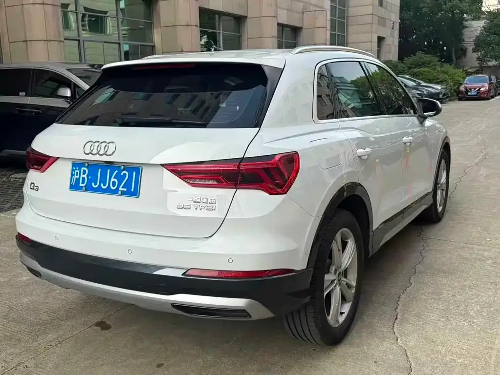 Audi Q3 — фото 3