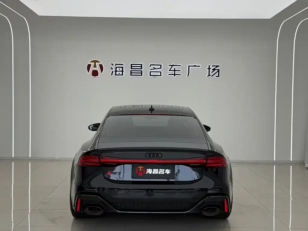 Audi RS 7 2022 из CN, фото 9